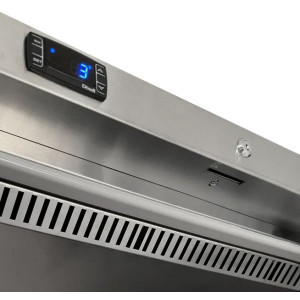 Kylmäkaappi Tefcold UR600SS