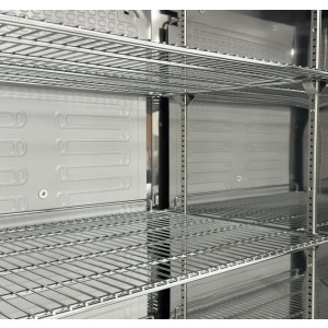 Kylmäkaappi Tefcold UR600SS
